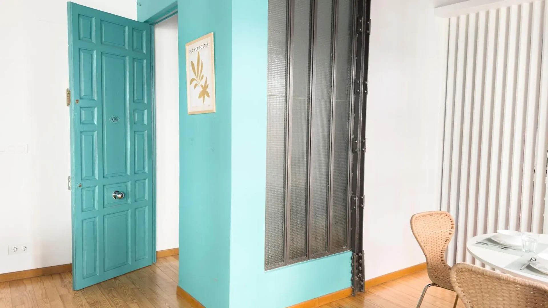 Stylish 1Br Central Apt, Ac, Near Top Sight, Private Parking Opt Seville