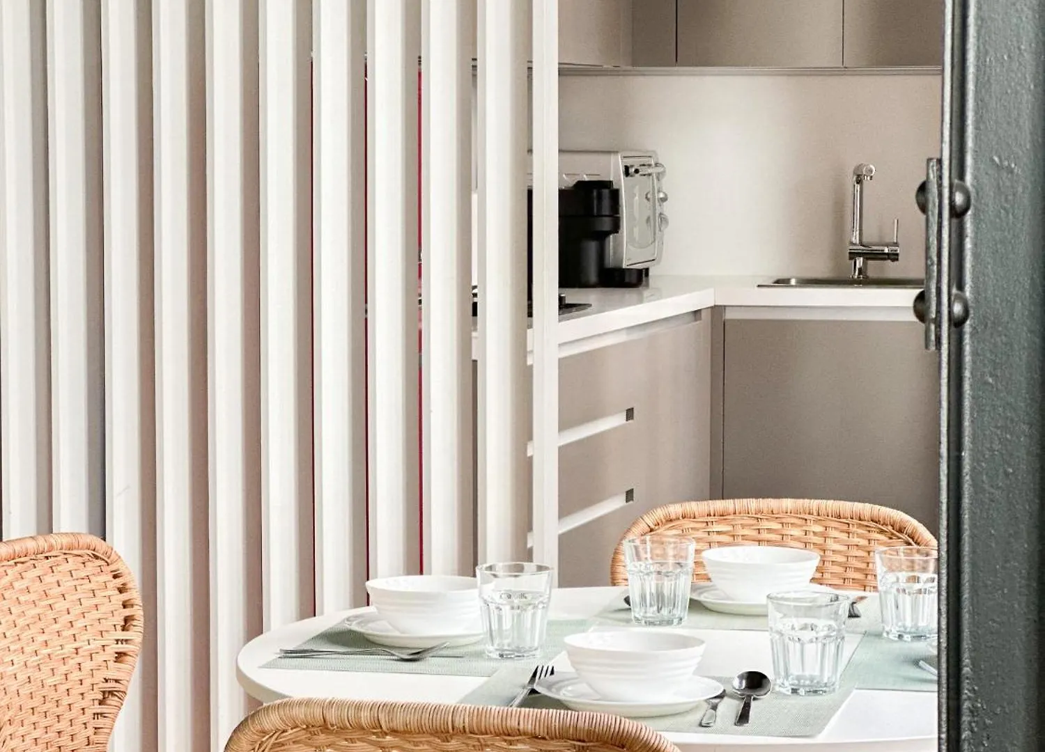Stylish 1Br Central Apt, Ac, Near Top Sight, Private Parking Opt Seville 0*,  Spain