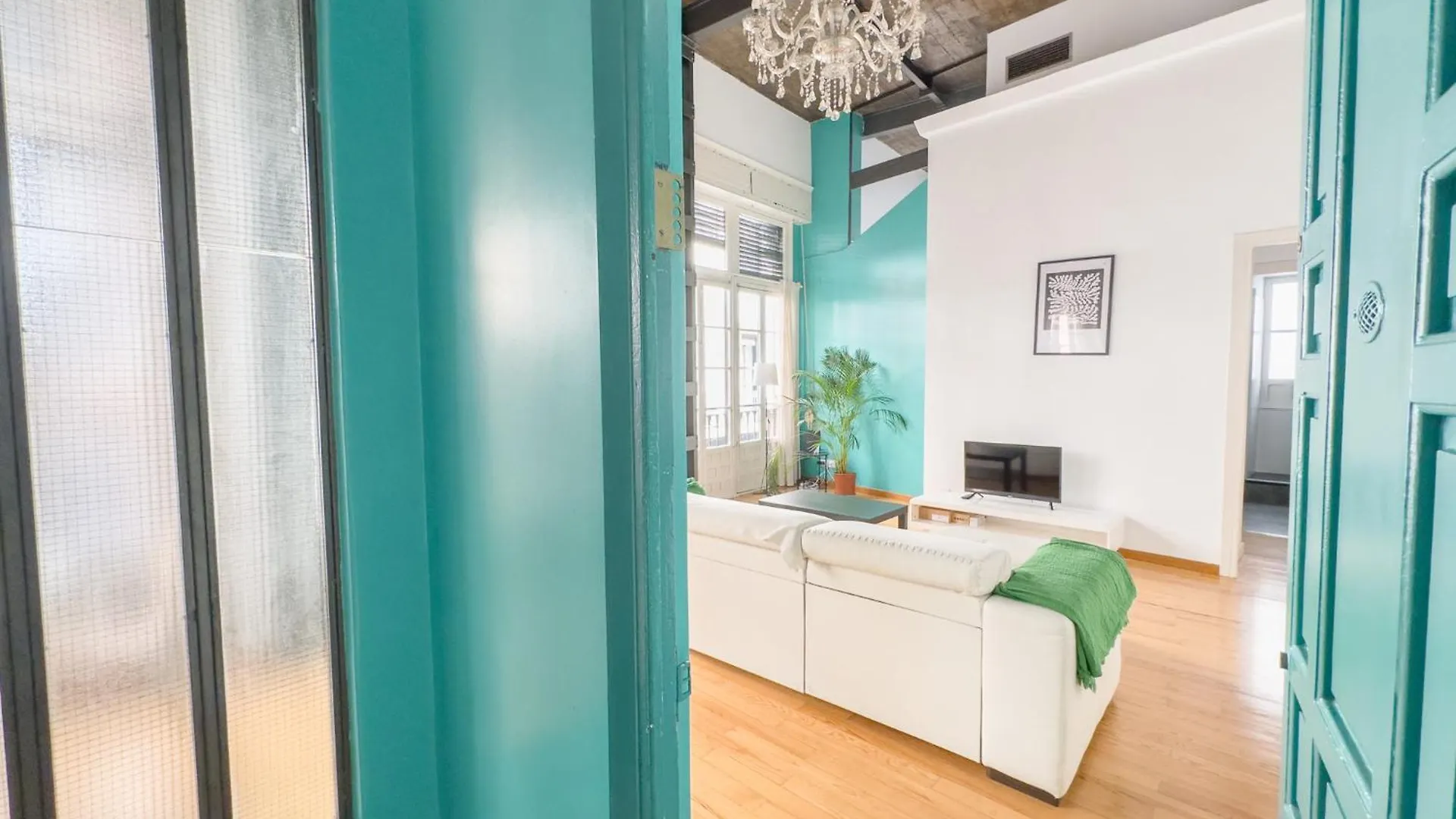 Apartment Stylish 1Br Central Apt, Ac, Near Top Sight, Private Parking Opt Seville Spain